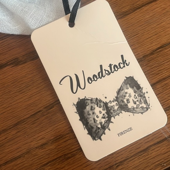 Woodstock White Linen Lace Cropped One size Top - Picture 10 of 11